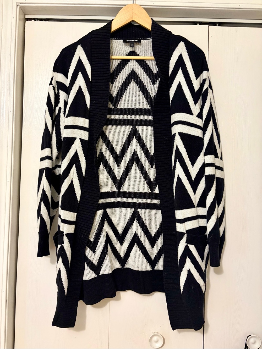 Express Black & White Open-Front Geometric Cardigan